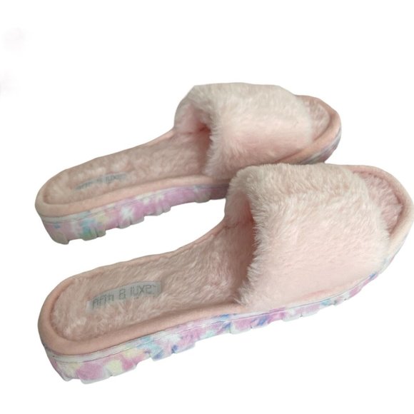 🌹NWT Women’s Slippers FIFTH & LUXE Faux Fue  Pink Size 9 - Picture 3 of 10